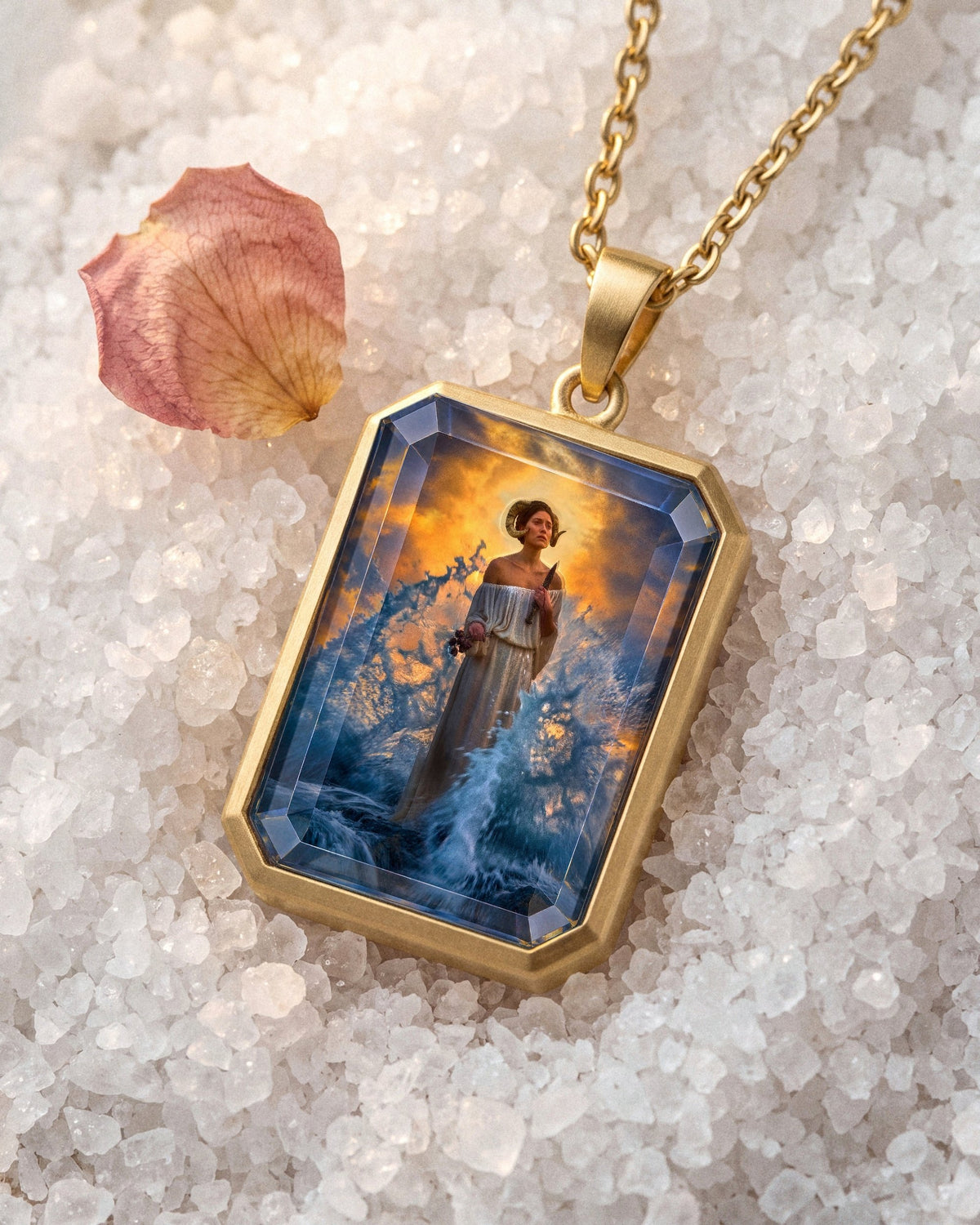 She Who Chose The Cut, the Amulet by Mirrors by Viulet, salt