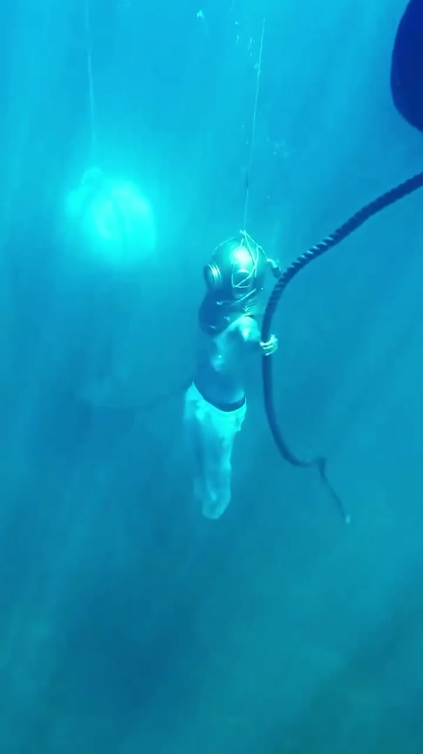 The War Within, behind the work: the shoot under water